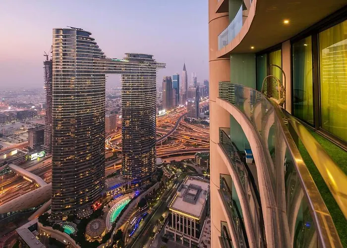 First Class 2Br With Full Dubai Skyline & Sea View
