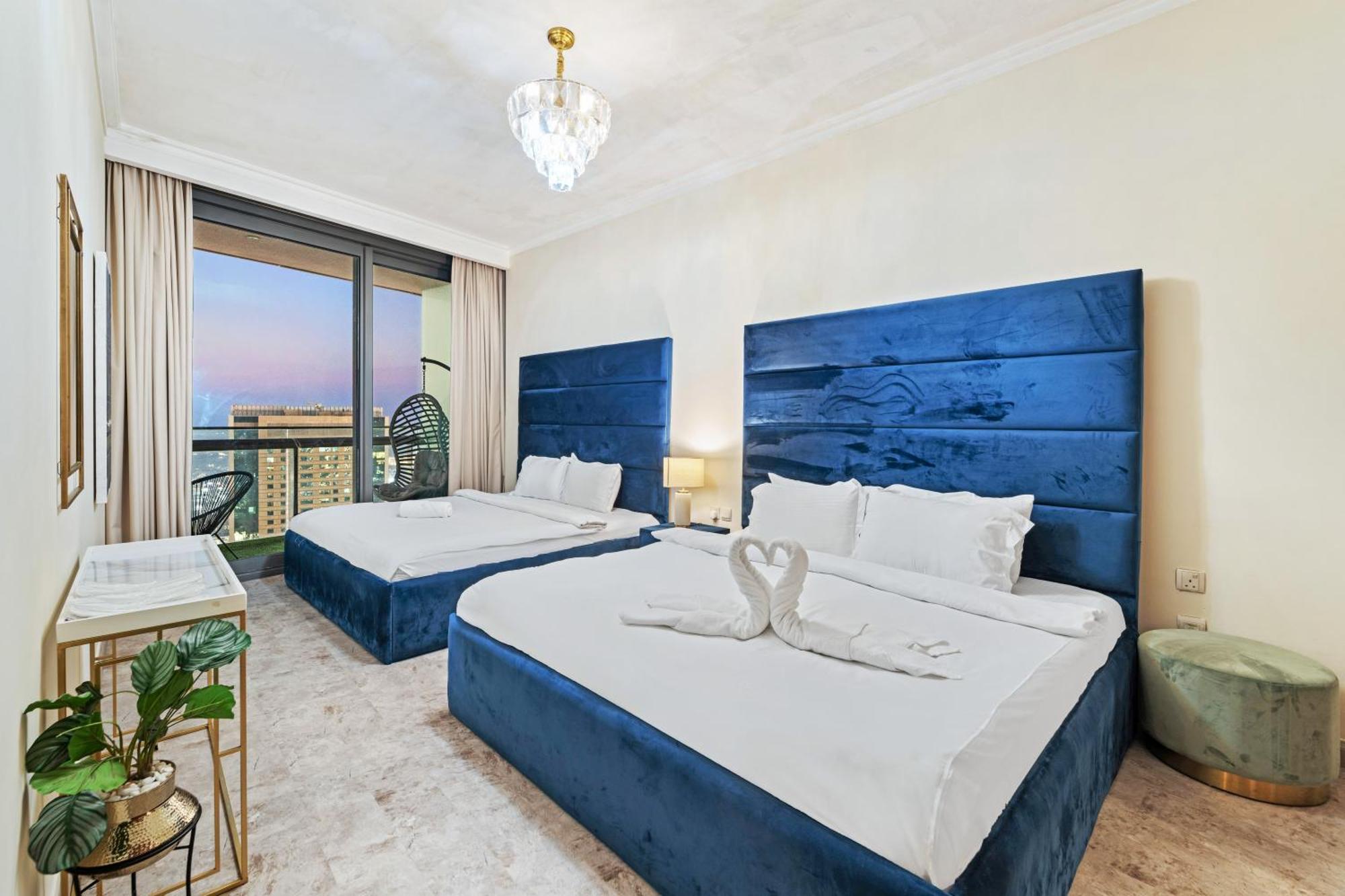 Апартаменти First Class 2br With Full Skyline & Sea View